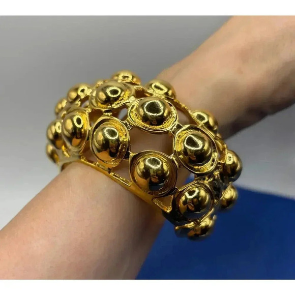 Kenneth J Lane Champagne Bubble Cuff Bracelet NEW in Box KJL - Picture 2 of 14